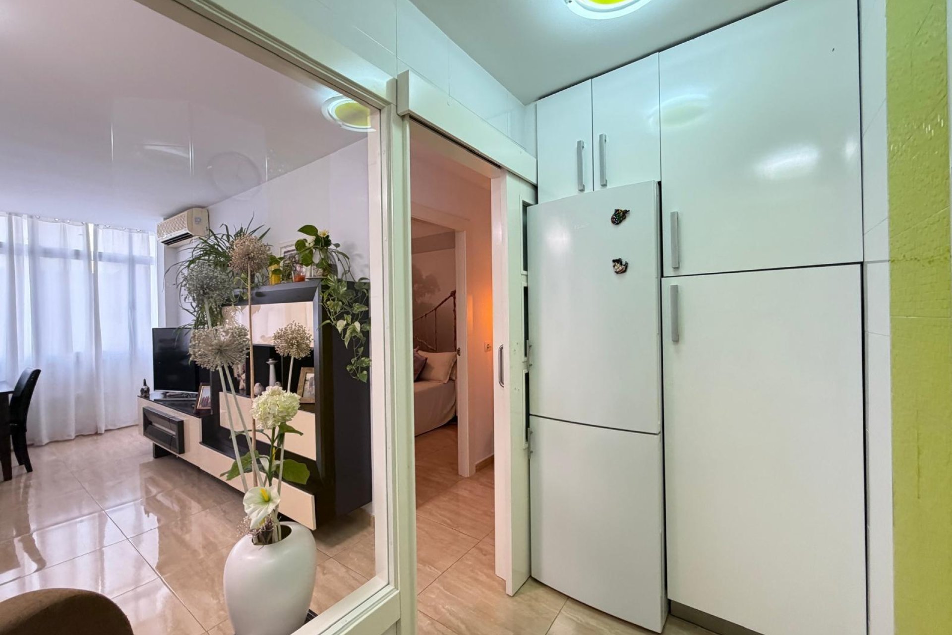Resale - Apartment -
Torrevieja - Paseo Maritimo