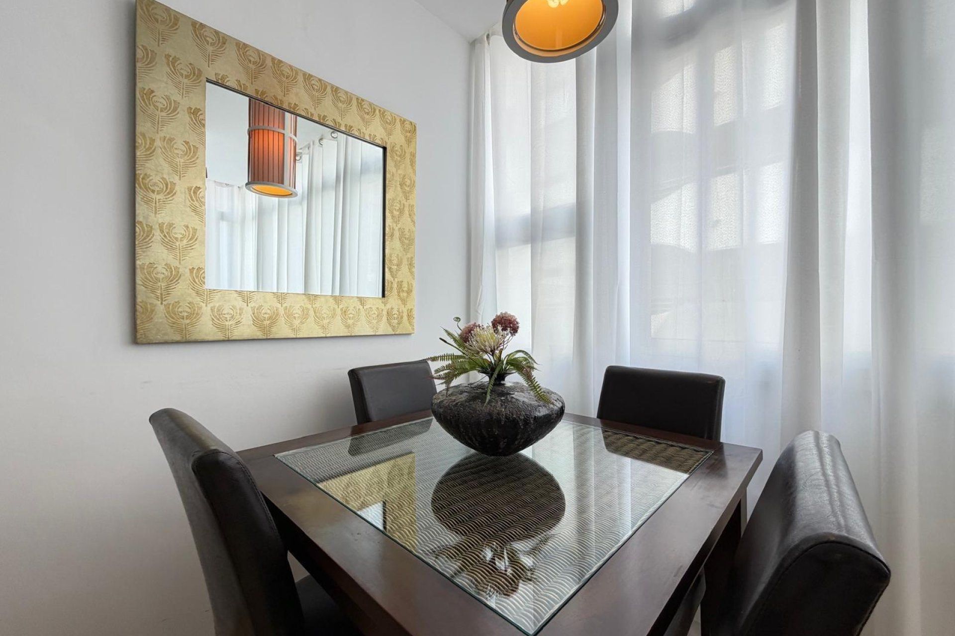 Resale - Apartment -
Torrevieja - Paseo Maritimo