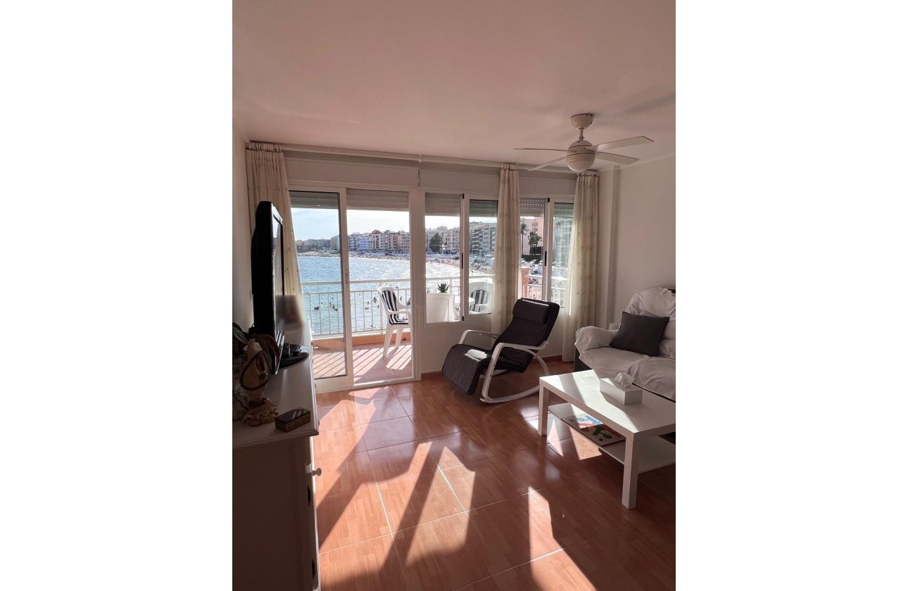 Resale - Apartment -
Torrevieja - Playa de los Locos