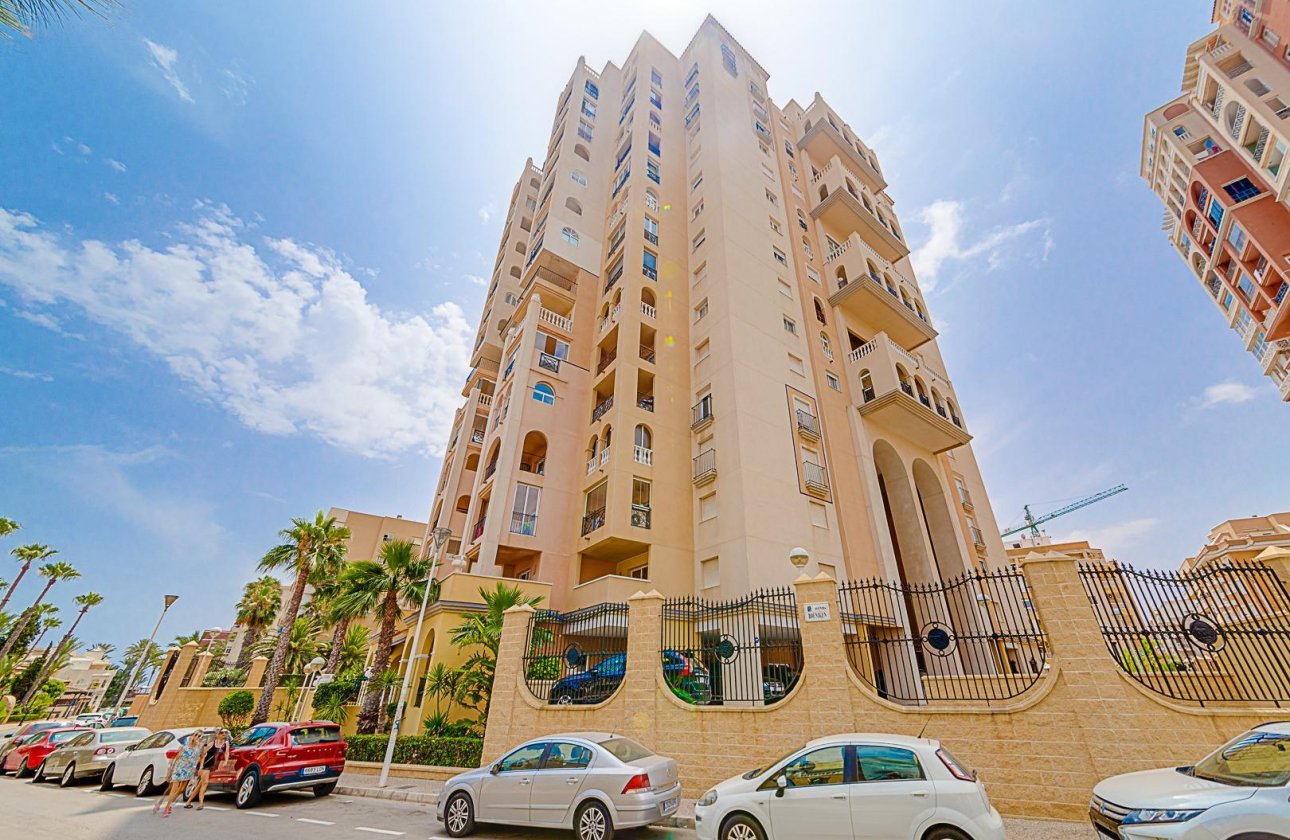 Resale - Apartment -
Torrevieja - Playa de los Locos
