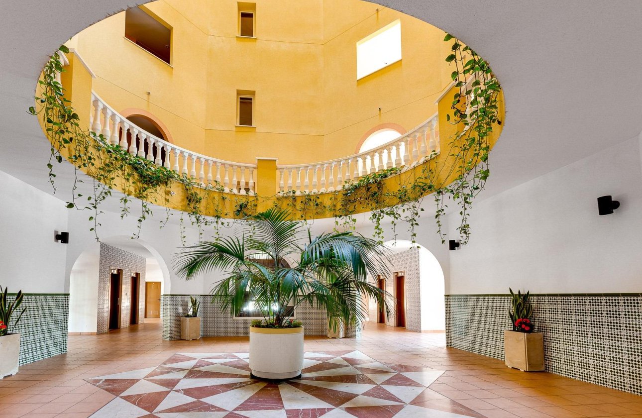 Resale - Apartment -
Torrevieja - Playa de los Locos