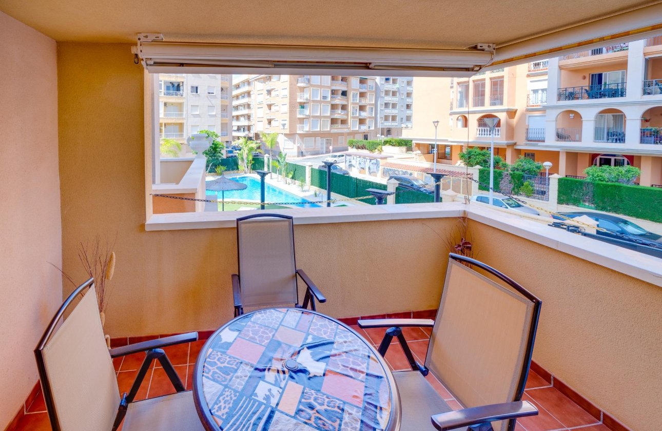 Resale - Apartment -
Torrevieja - Playa de los Locos