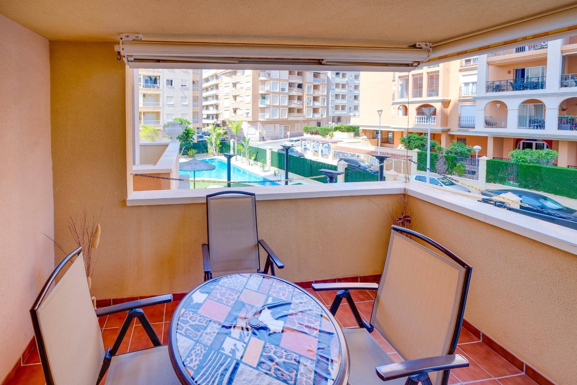 Resale - Apartment -
Torrevieja - Playa de los Locos