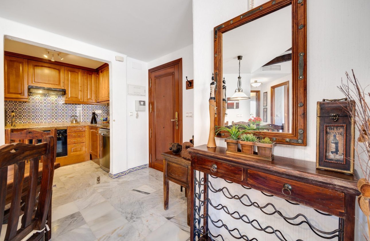 Resale - Apartment -
Torrevieja - Playa de los Locos