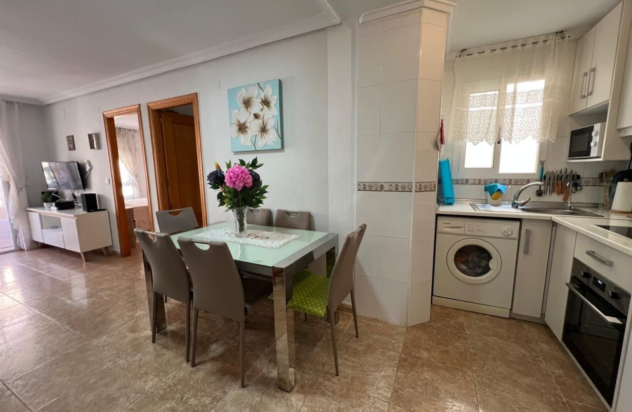 Resale - Apartment -
Torrevieja - Playa de los Locos