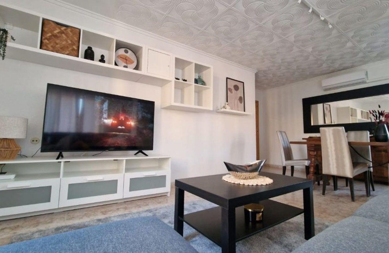 Resale - Apartment -
Torrevieja - Playa de los Locos