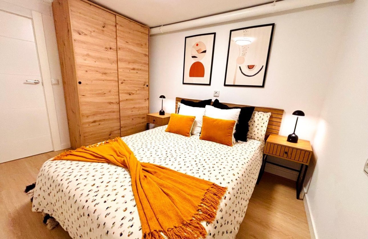 Resale - Apartment -
Torrevieja - Playa de los Locos