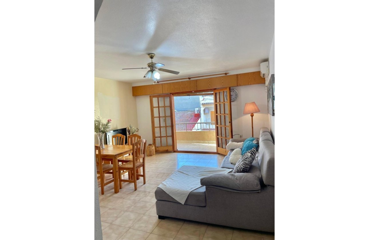 Resale - Apartment -
Torrevieja - Playa de los Locos