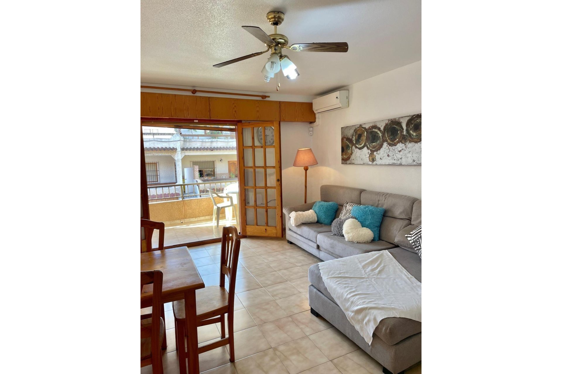 Resale - Apartment -
Torrevieja - Playa de los Locos