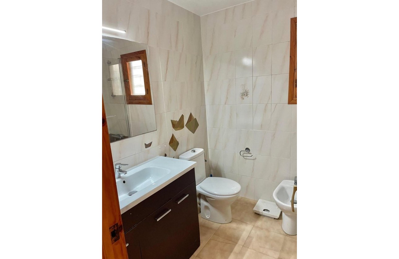 Resale - Apartment -
Torrevieja - Playa de los Locos