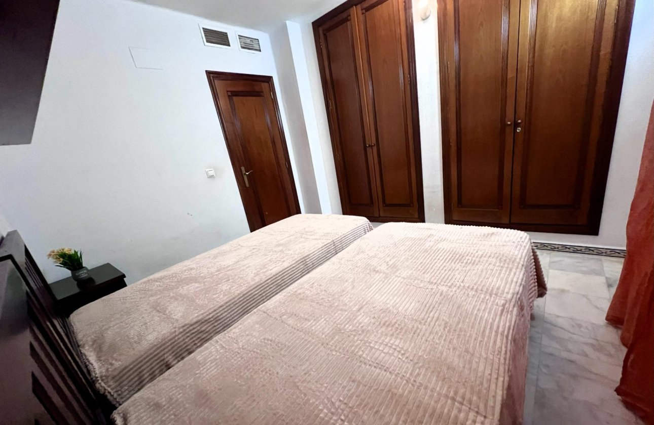 Resale - Apartment -
Torrevieja - Playa de los Locos