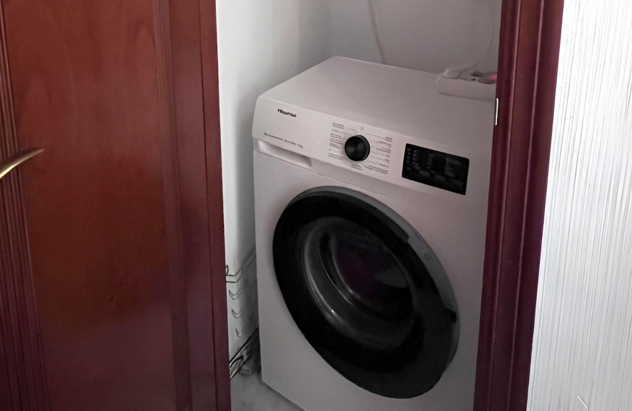 Resale - Apartment -
Torrevieja - Playa de los Locos