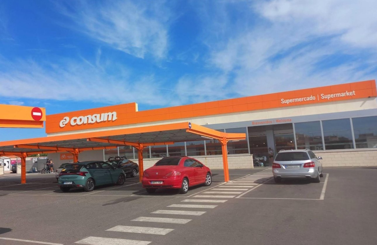 Resale - Apartment -
Torrevieja - Playa de los Locos