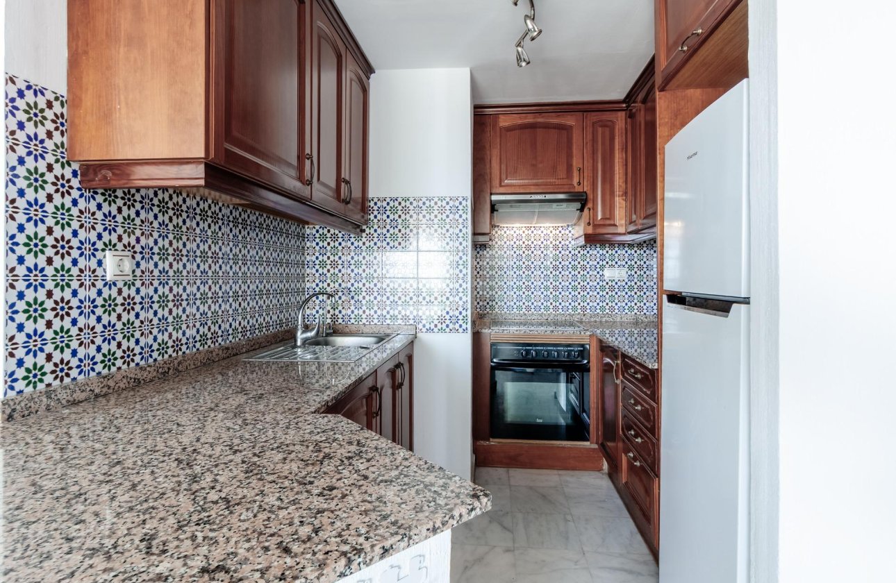 Resale - Apartment -
Torrevieja - Playa de los Locos