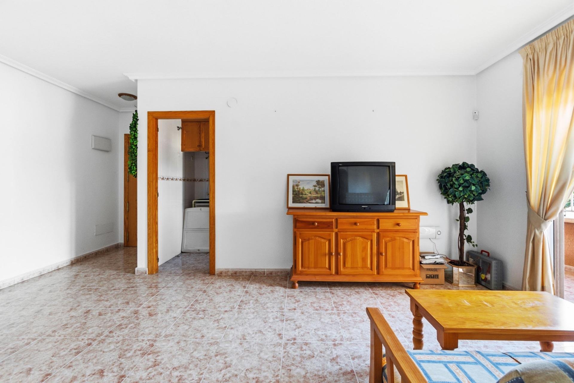 Resale - Apartment -
Torrevieja - Playa de los Locos