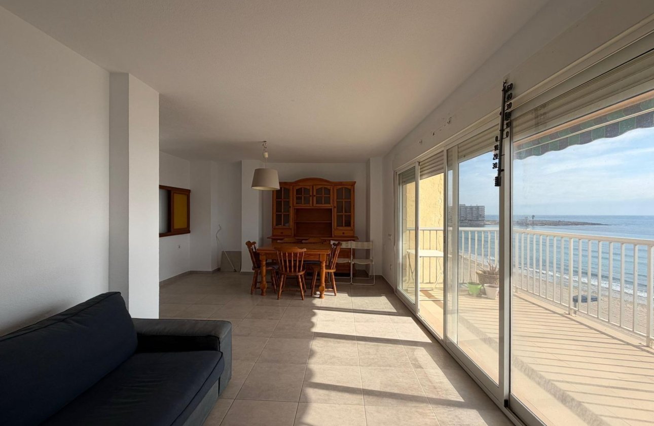 Resale - Apartment -
Torrevieja - Playa de los Locos