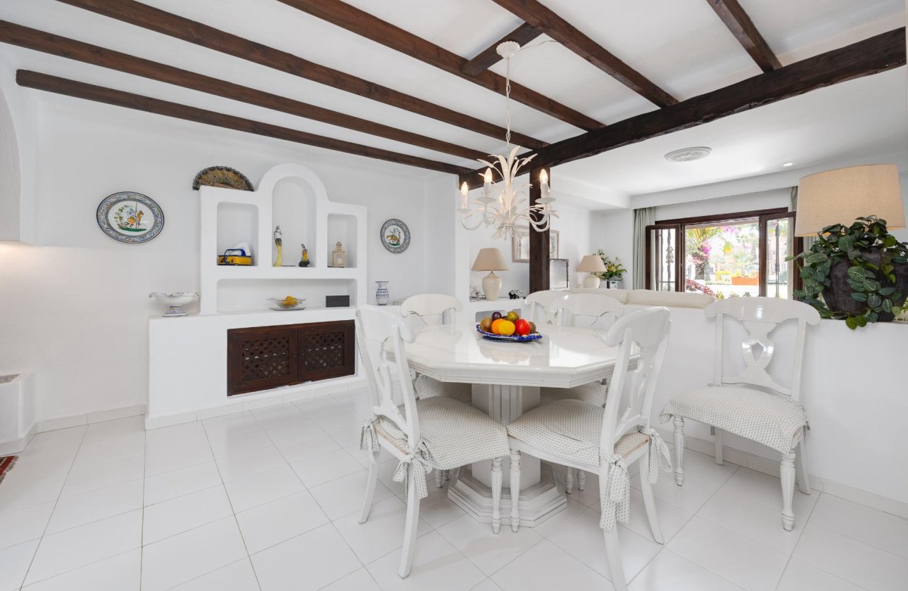 Resale - Apartment -
Torrevieja - Playa de los Locos