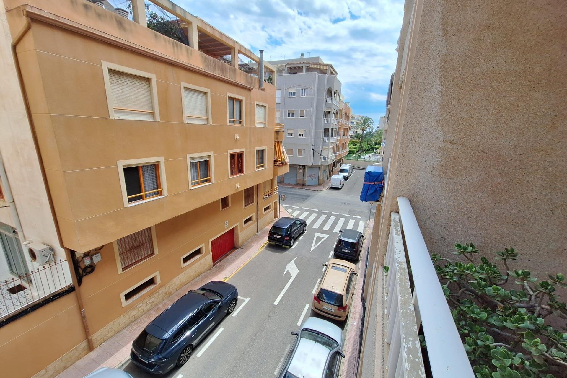 Resale - Apartment -
Torrevieja - Playa de los Locos