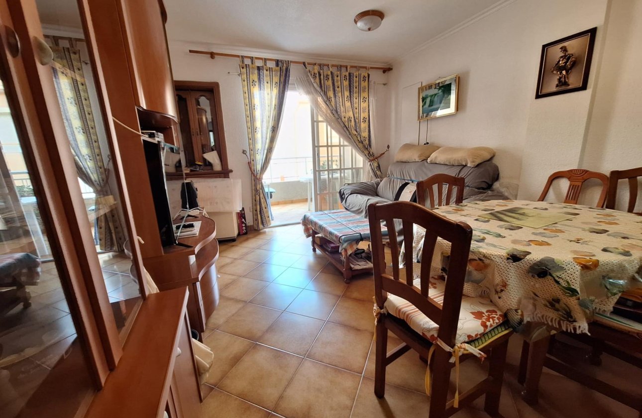 Resale - Apartment -
Torrevieja - Playa de los Locos