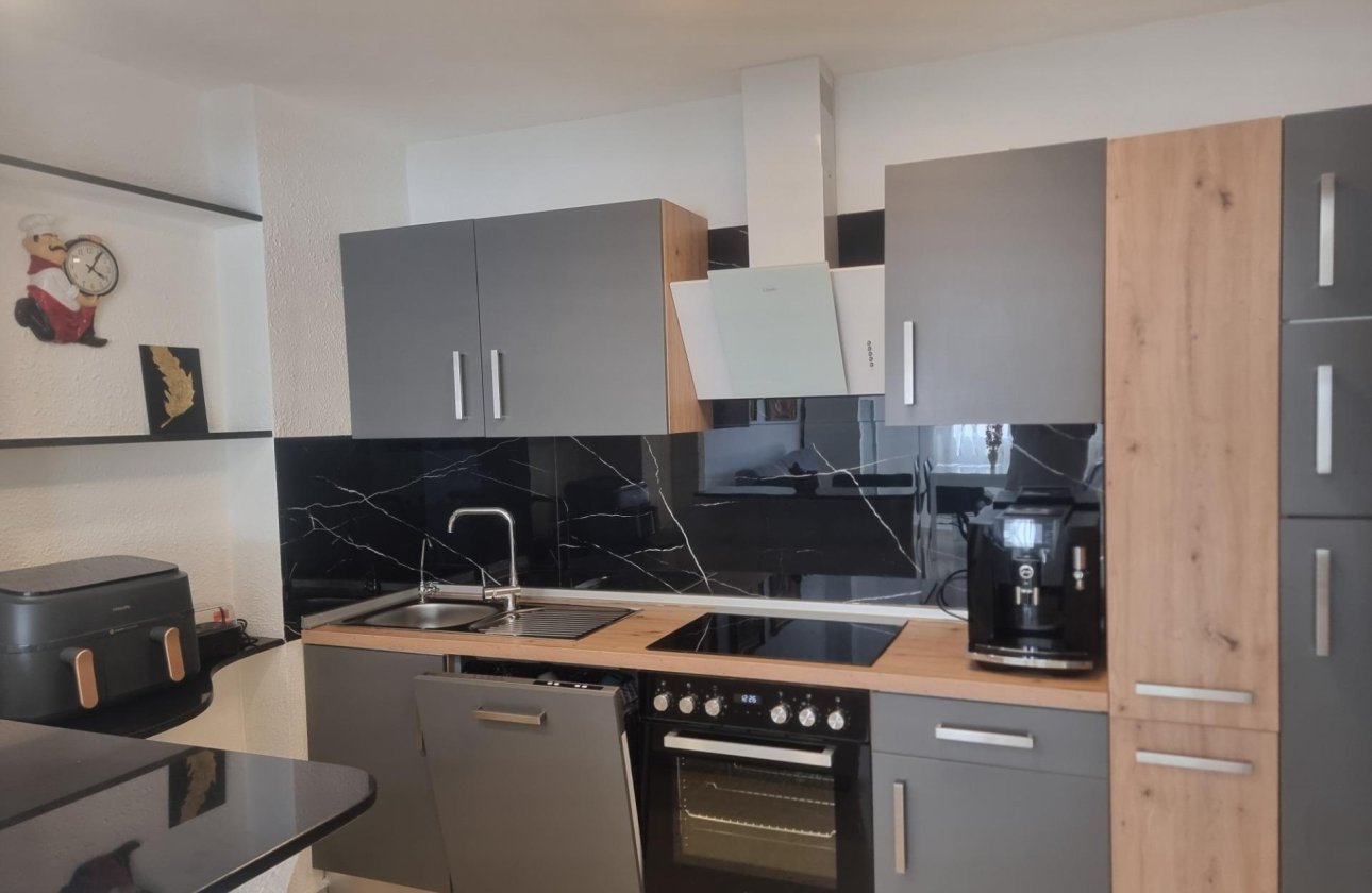 Resale - Apartment -
Torrevieja - Playa de los Locos