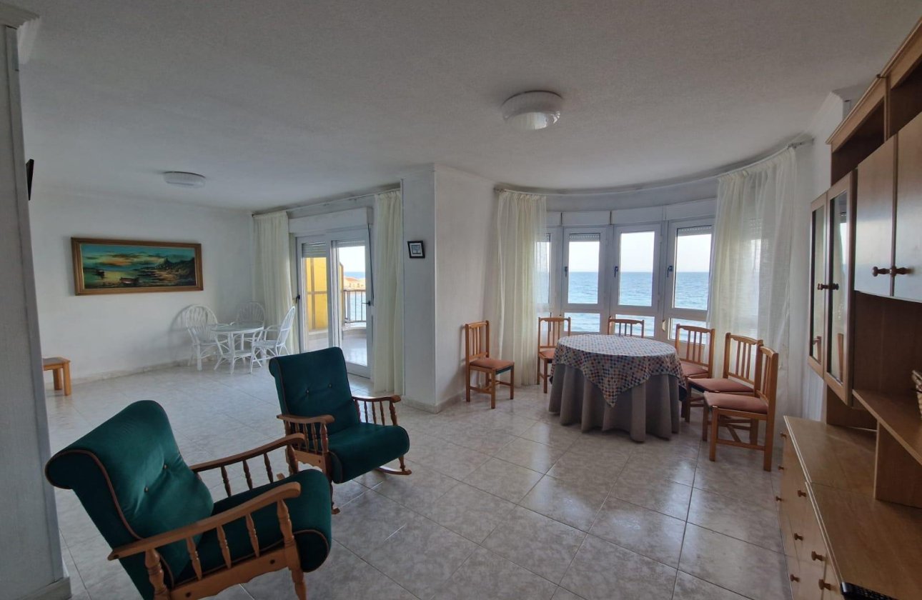 Resale - Apartment -
Torrevieja - Playa de los Locos