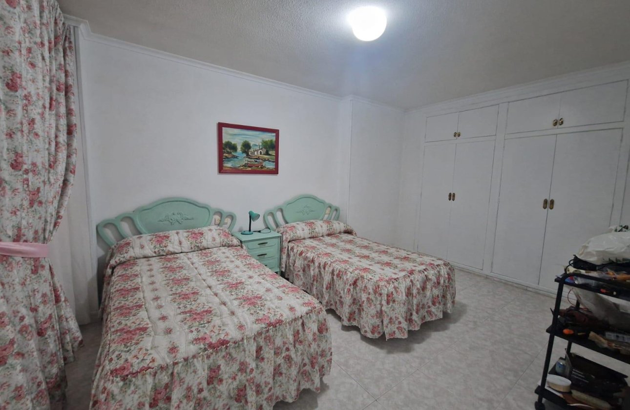 Resale - Apartment -
Torrevieja - Playa de los Locos