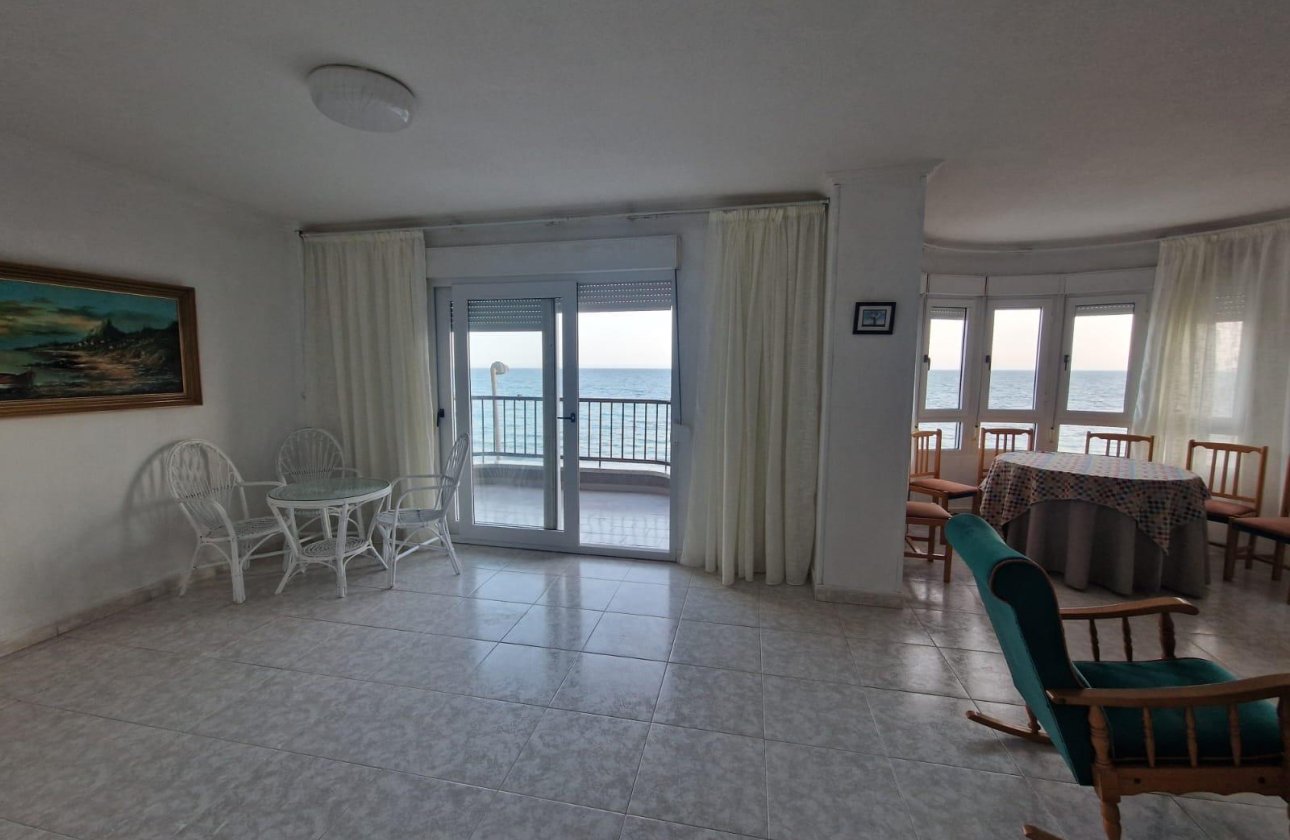 Resale - Apartment -
Torrevieja - Playa de los Locos