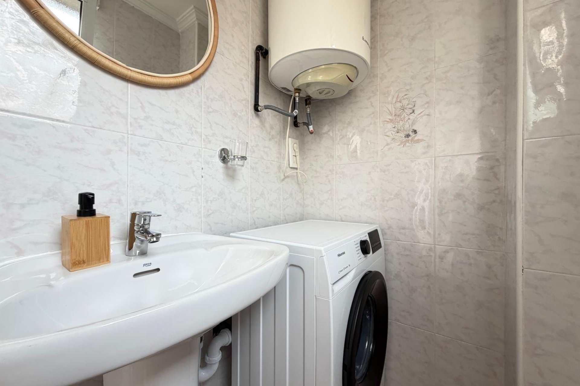 Resale - Apartment -
Torrevieja - Playa de los Locos
