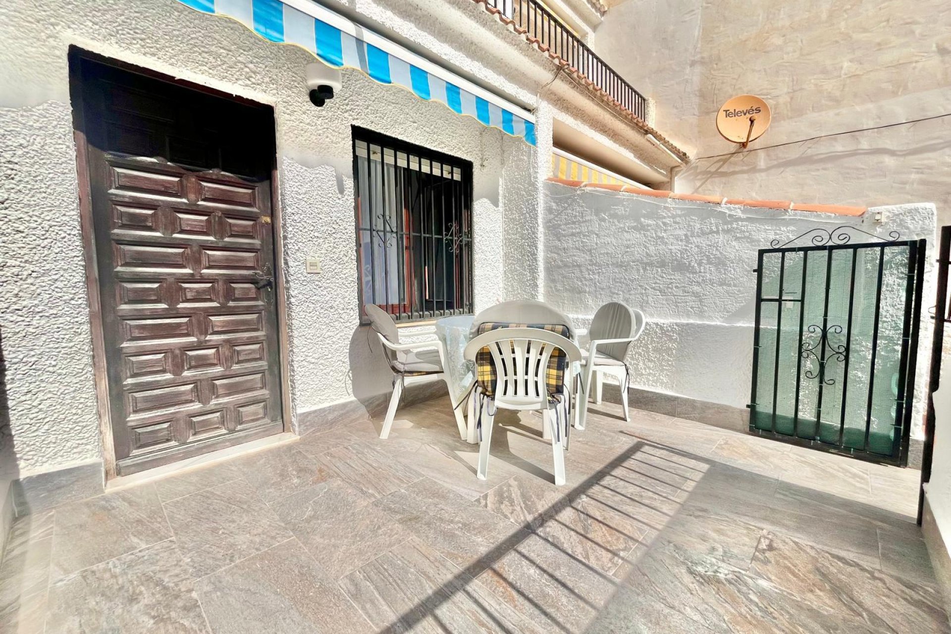 Resale - Apartment -
Torrevieja - Playa de los Locos