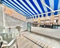 Resale - Apartment -
Torrevieja - Playa de los Locos