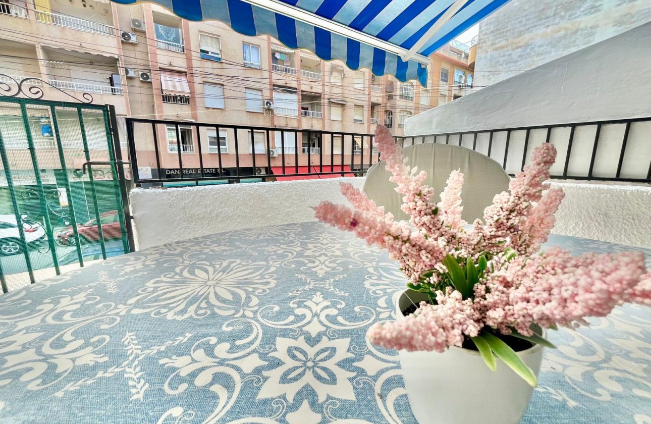 Resale - Apartment -
Torrevieja - Playa de los Locos