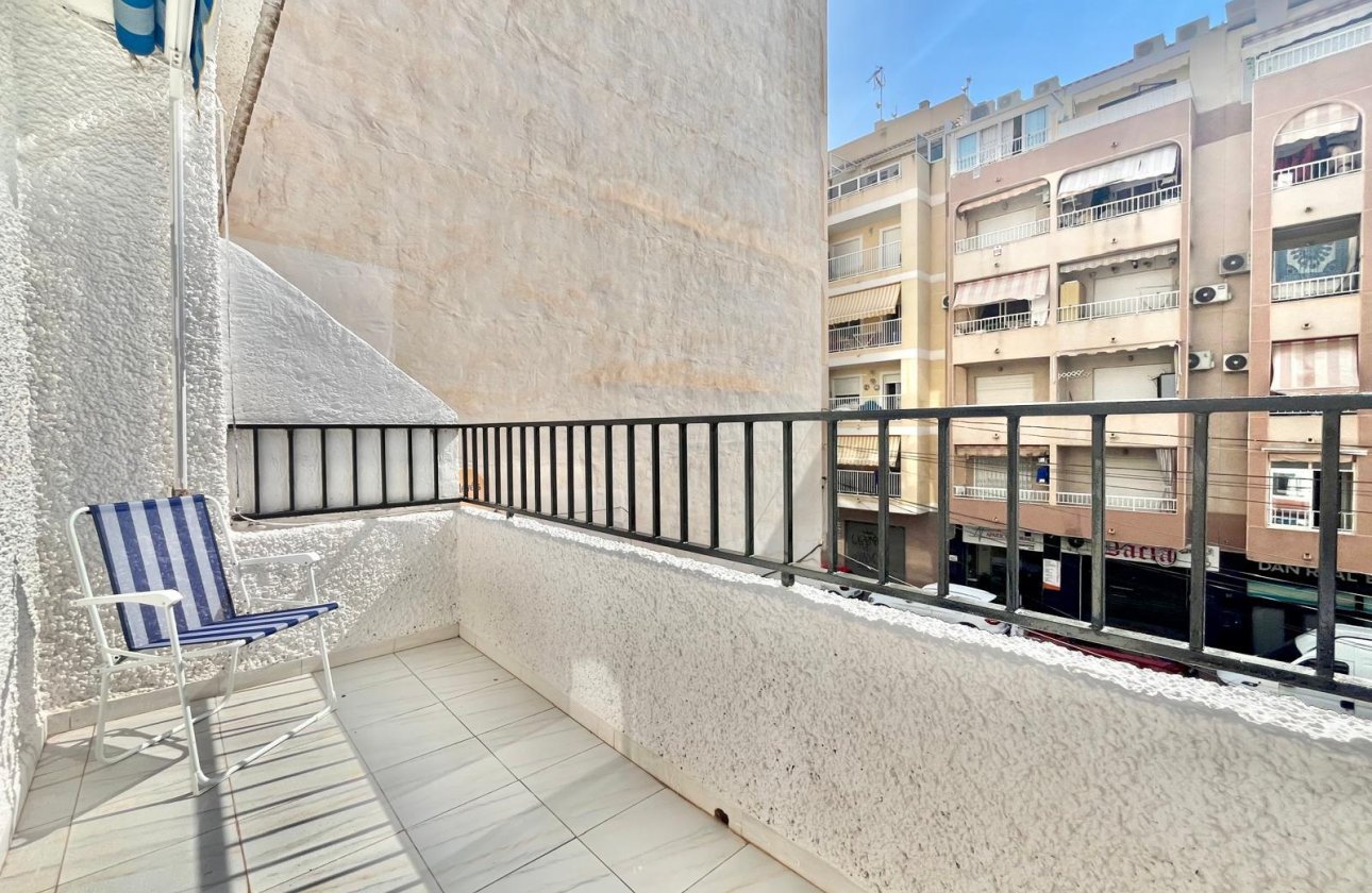 Resale - Apartment -
Torrevieja - Playa de los Locos