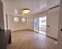 Resale - Apartment -
Torrevieja - Playa de los Locos