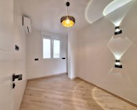 Resale - Apartment -
Torrevieja - Playa de los Locos