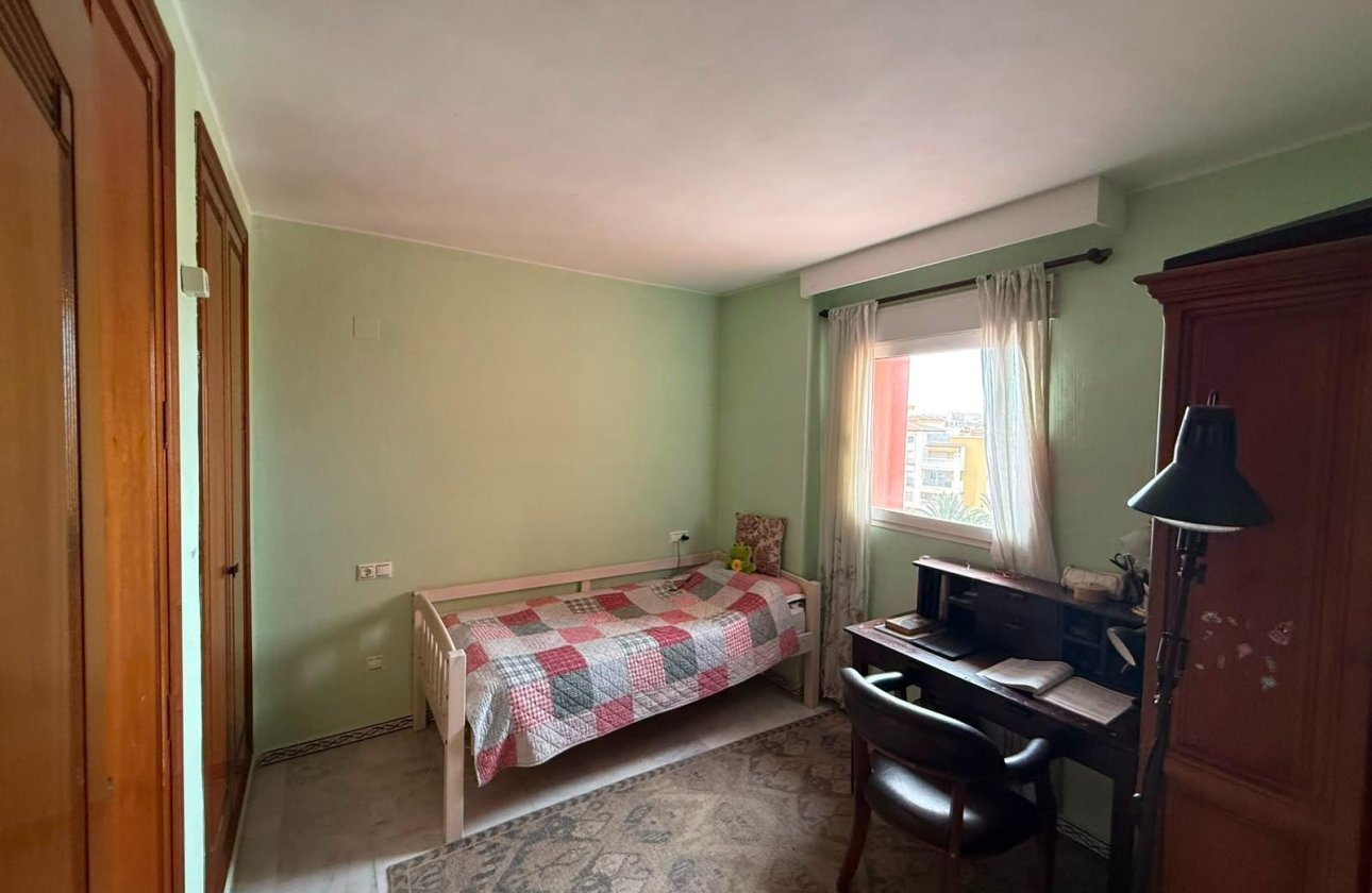 Resale - Apartment -
Torrevieja - Playa de los Locos