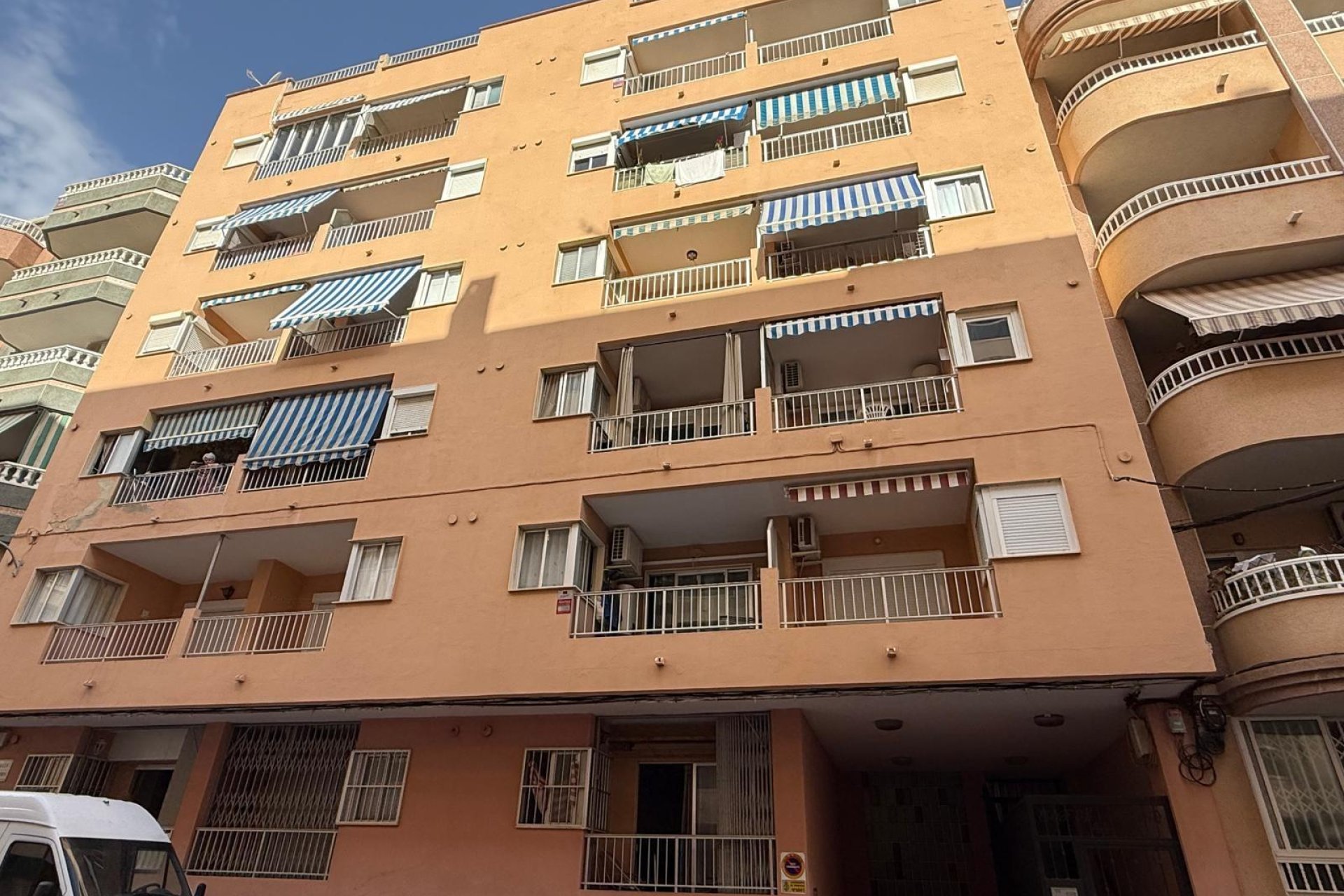Resale - Apartment -
Torrevieja - Playa de los Locos