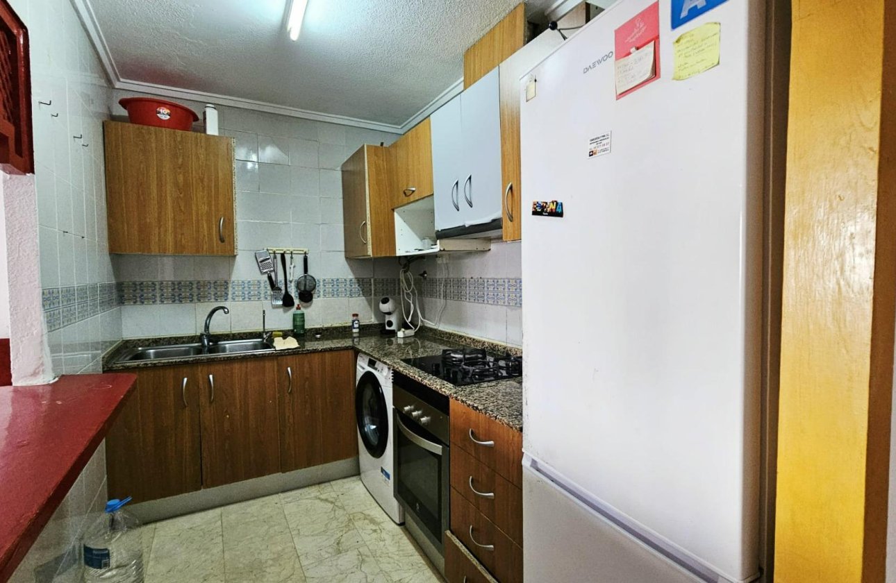 Resale - Apartment -
Torrevieja - Playa de los Locos