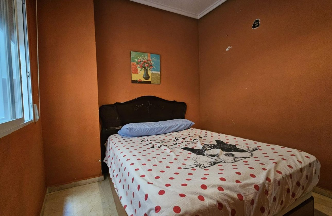 Resale - Apartment -
Torrevieja - Playa de los Locos