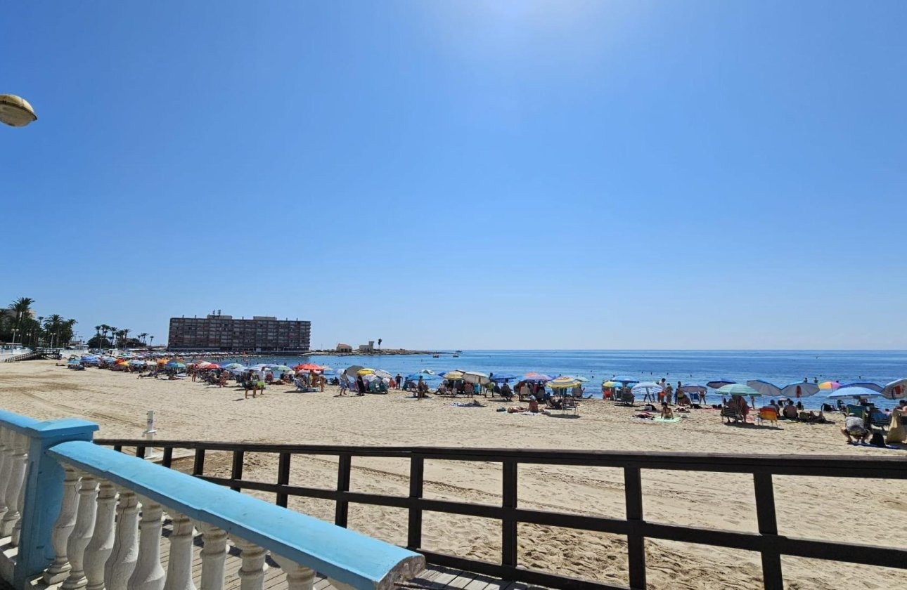 Resale - Apartment -
Torrevieja - Playa de los Locos