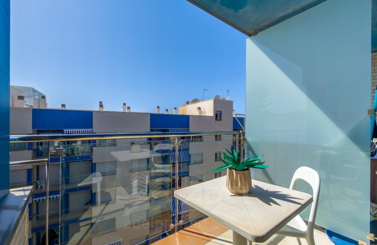 Resale - Apartment -
Torrevieja - Playa de los Locos