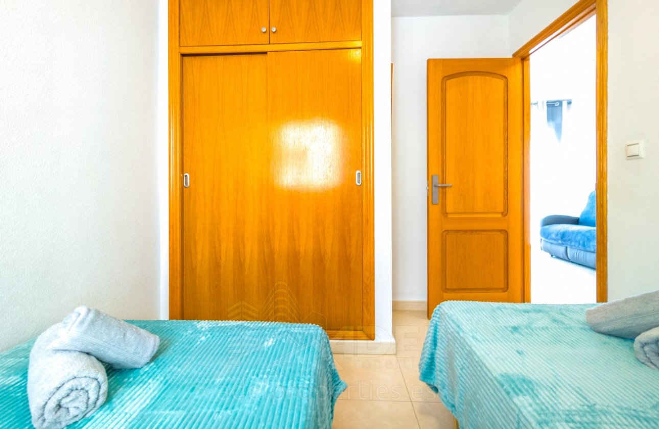 Resale - Apartment -
Torrevieja - Playa de los Locos