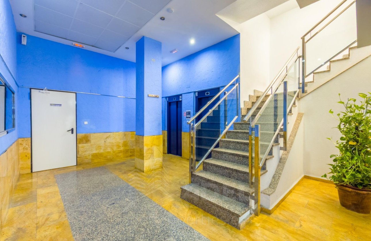 Resale - Apartment -
Torrevieja - Playa de los Locos