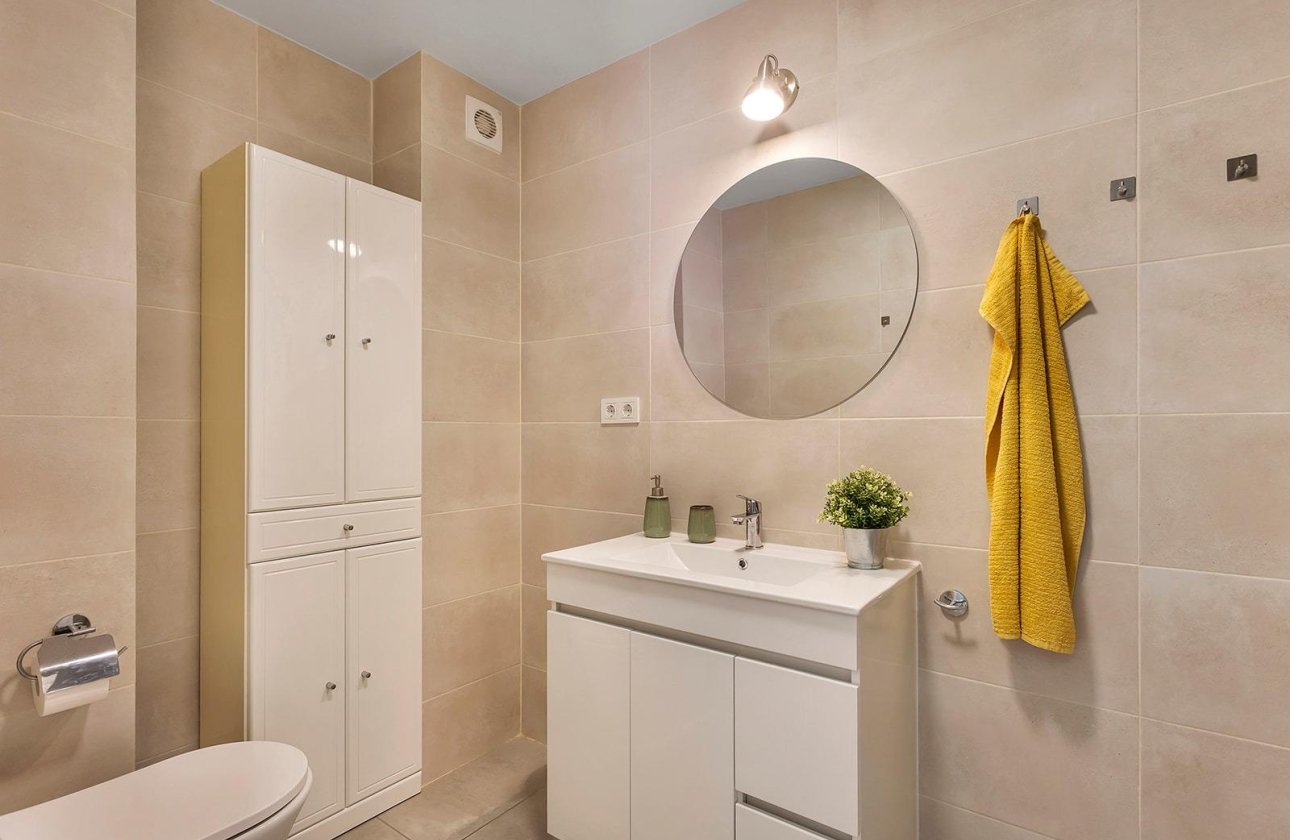 Resale - Apartment -
Torrevieja - Playa de los Locos