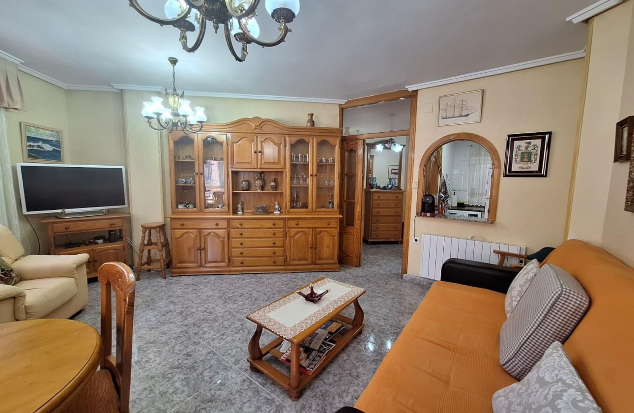 Resale - Apartment -
Torrevieja - Playa de los Locos