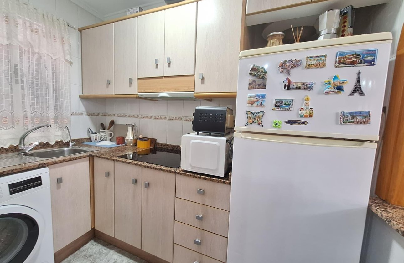 Resale - Apartment -
Torrevieja - Playa de los Locos