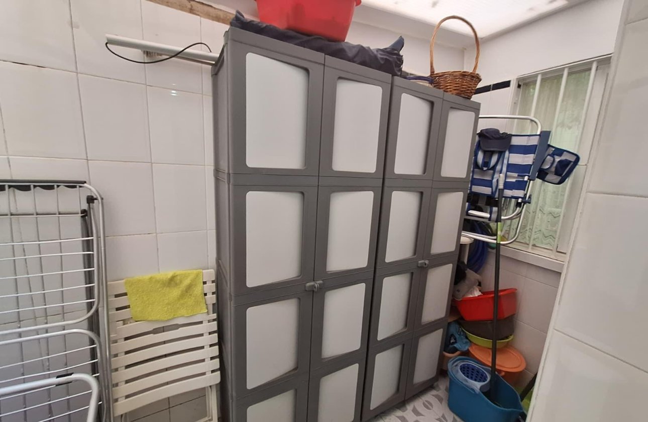 Resale - Apartment -
Torrevieja - Playa de los Locos