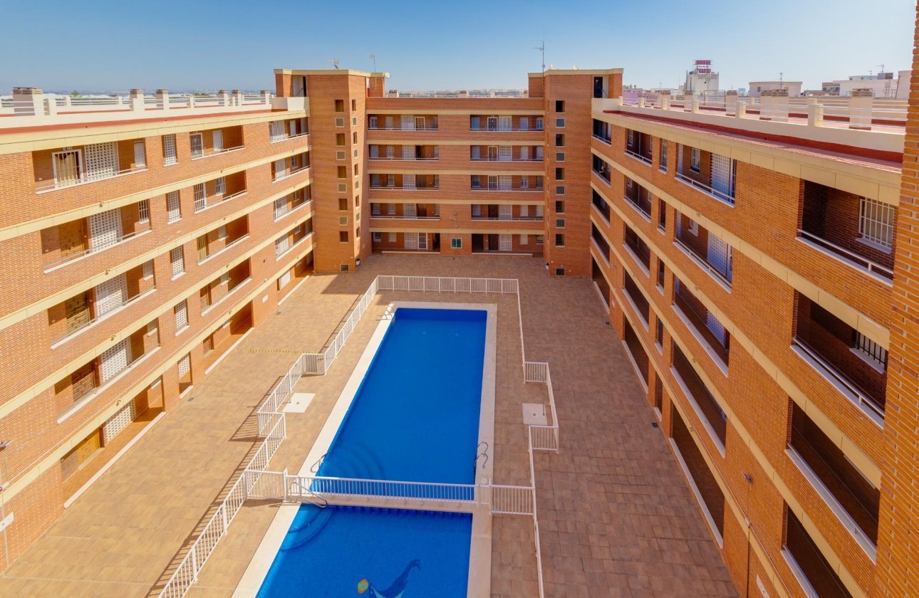Resale - Apartment -
Torrevieja - Playa De Los Naufragos