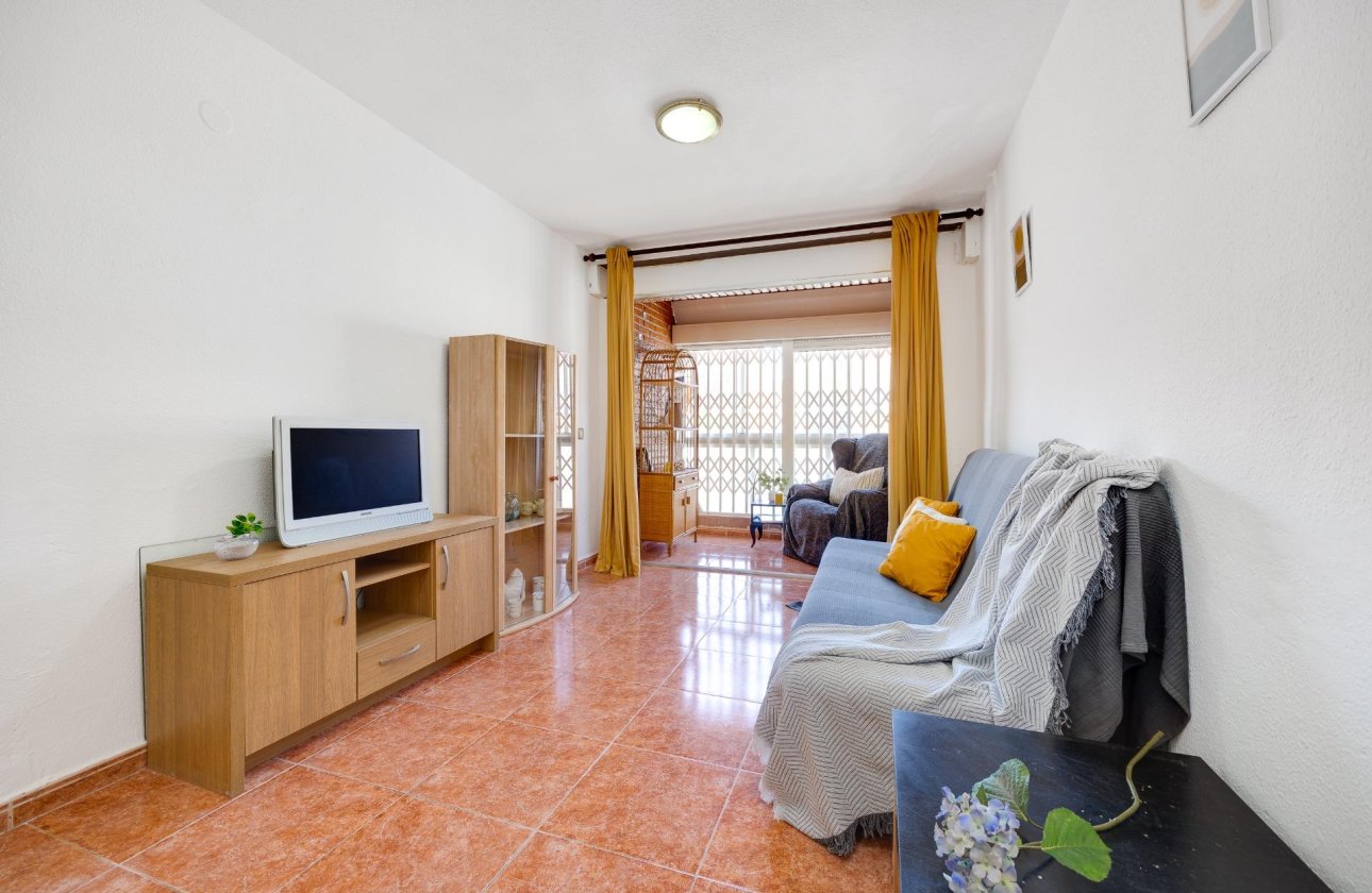Resale - Apartment -
Torrevieja - Playa De Los Naufragos