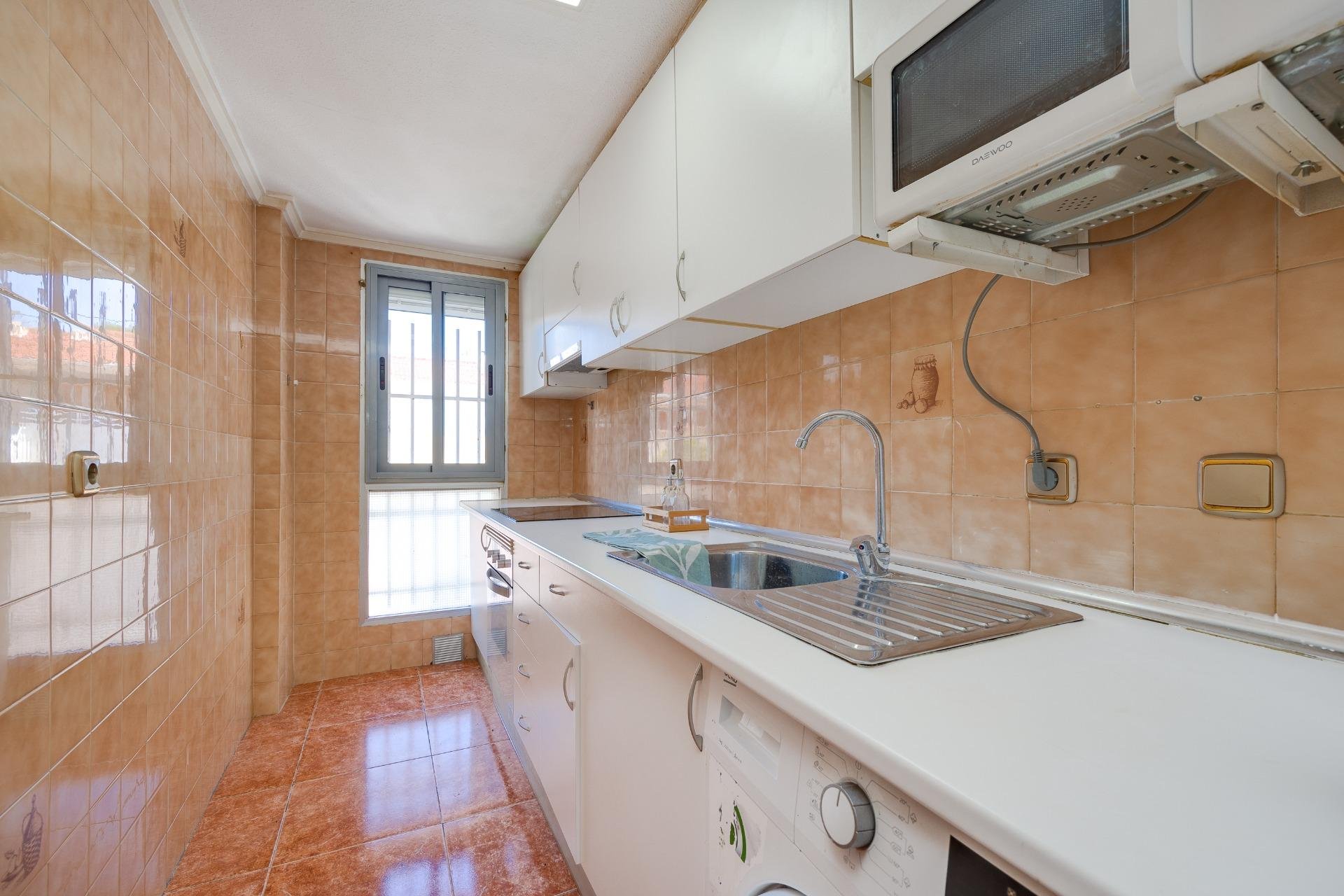 Resale - Apartment -
Torrevieja - Playa De Los Naufragos