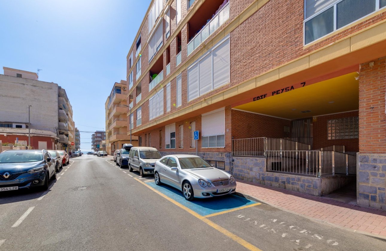 Resale - Apartment -
Torrevieja - Playa De Los Naufragos